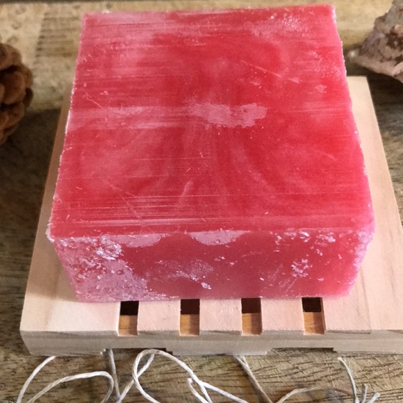 Raspberry Limeade vegan glycerin soap/ 4.5 oz/ Mountain. Mom Soap co / pink - Picture 4 of 11